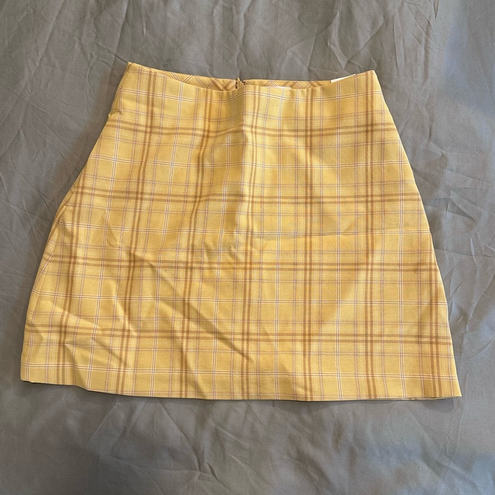 Aritzia Butter Yellow Mini Skirt